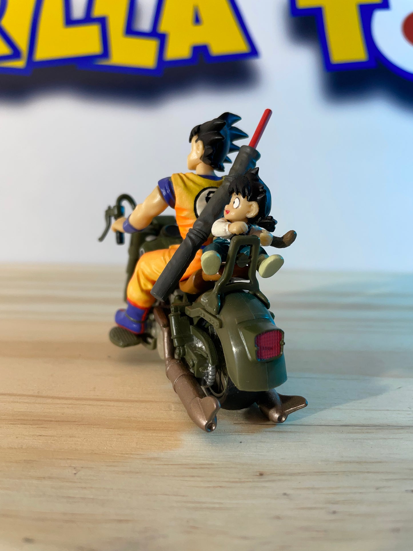 SON GOKU & SON GOHAN MOTORCYCLE RIDING - Gashapon - Dragon Ball Z