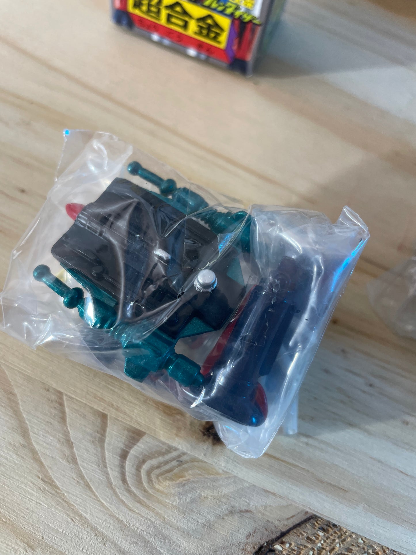 GOLDORAK - UFO Grendizer - CGA 11/12 Gashapon - UNOPENED