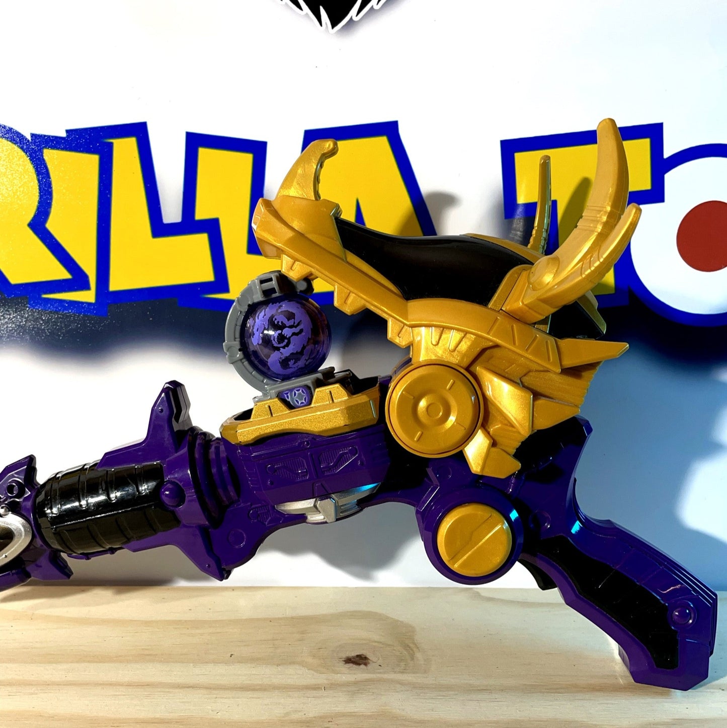 UCHU SENTAI KYURANGER DX BITING MORPHER GUN RYUTSUEIDER & RYU KYUTAMA - Power Rangers