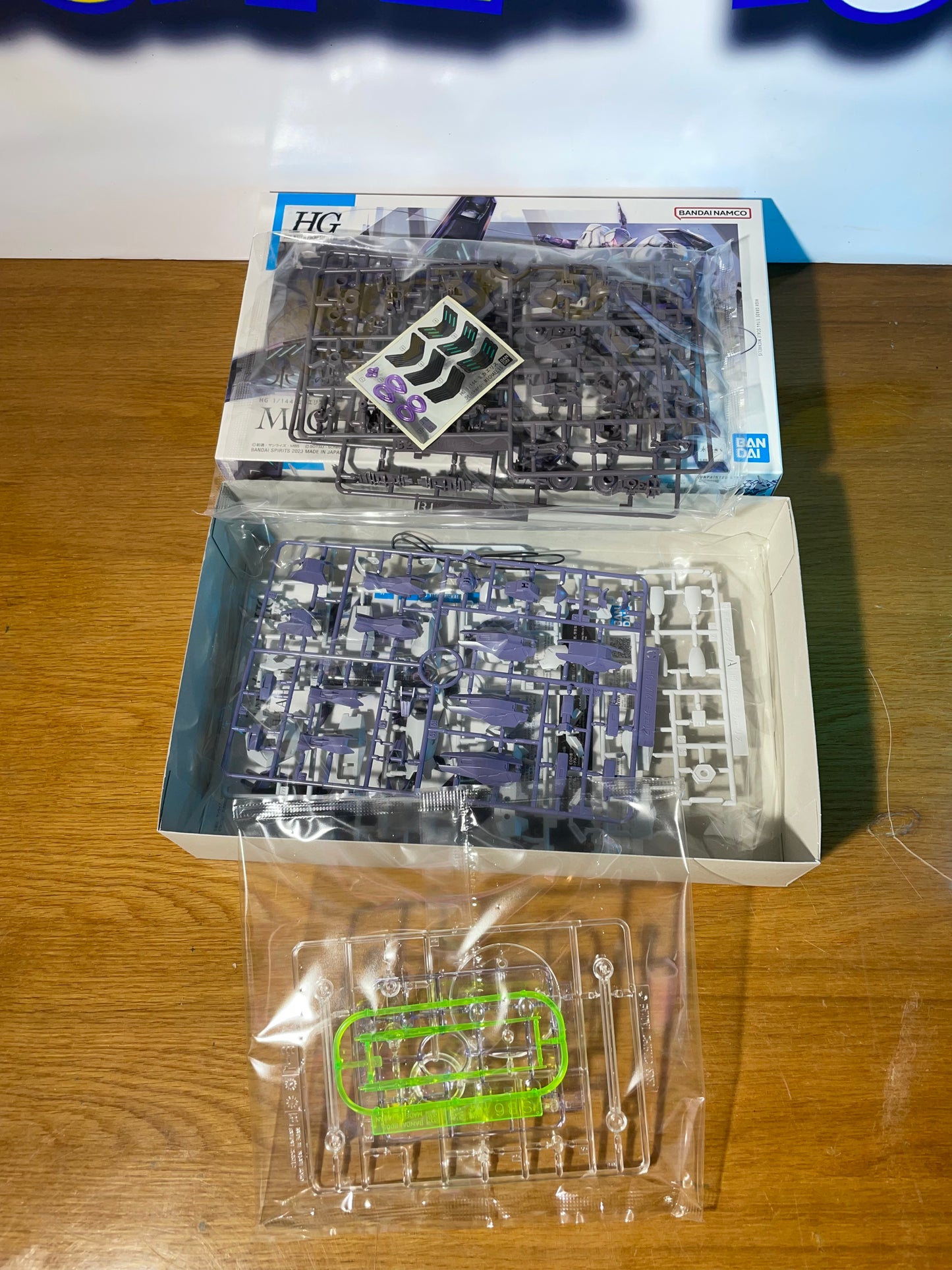 HG MICHAELIS - Model Kit Gunpla - Mobile Suit Gundam