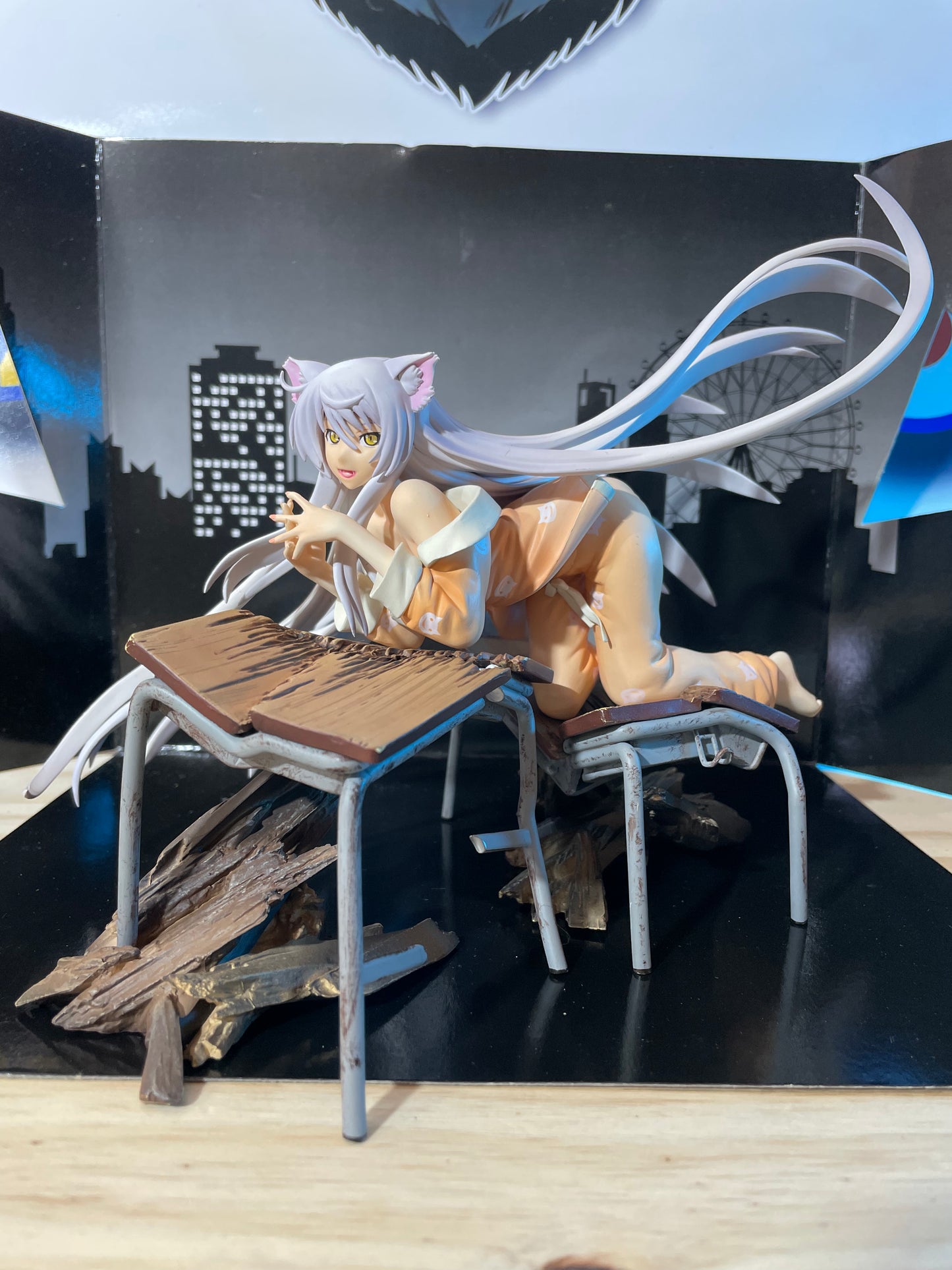 BAKEMONOGATARI BLACK HANEKAWA - Pre-painted Figure - 1/8 scale - KOTOBUKIYA