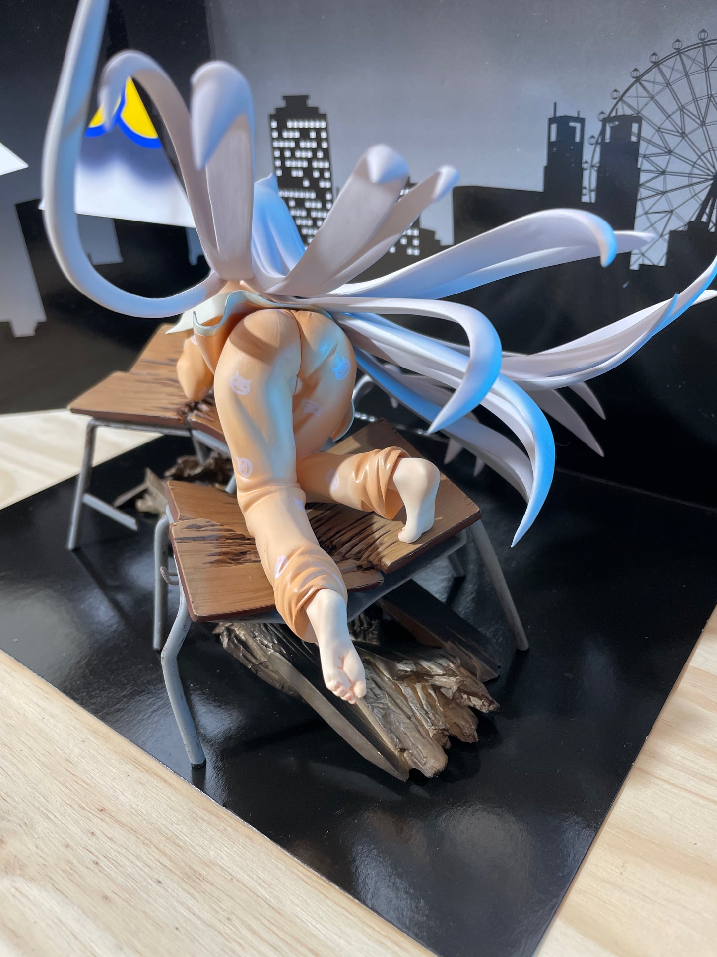 BAKEMONOGATARI BLACK HANEKAWA - Pre-painted Figure - 1/8 scale - KOTOBUKIYA