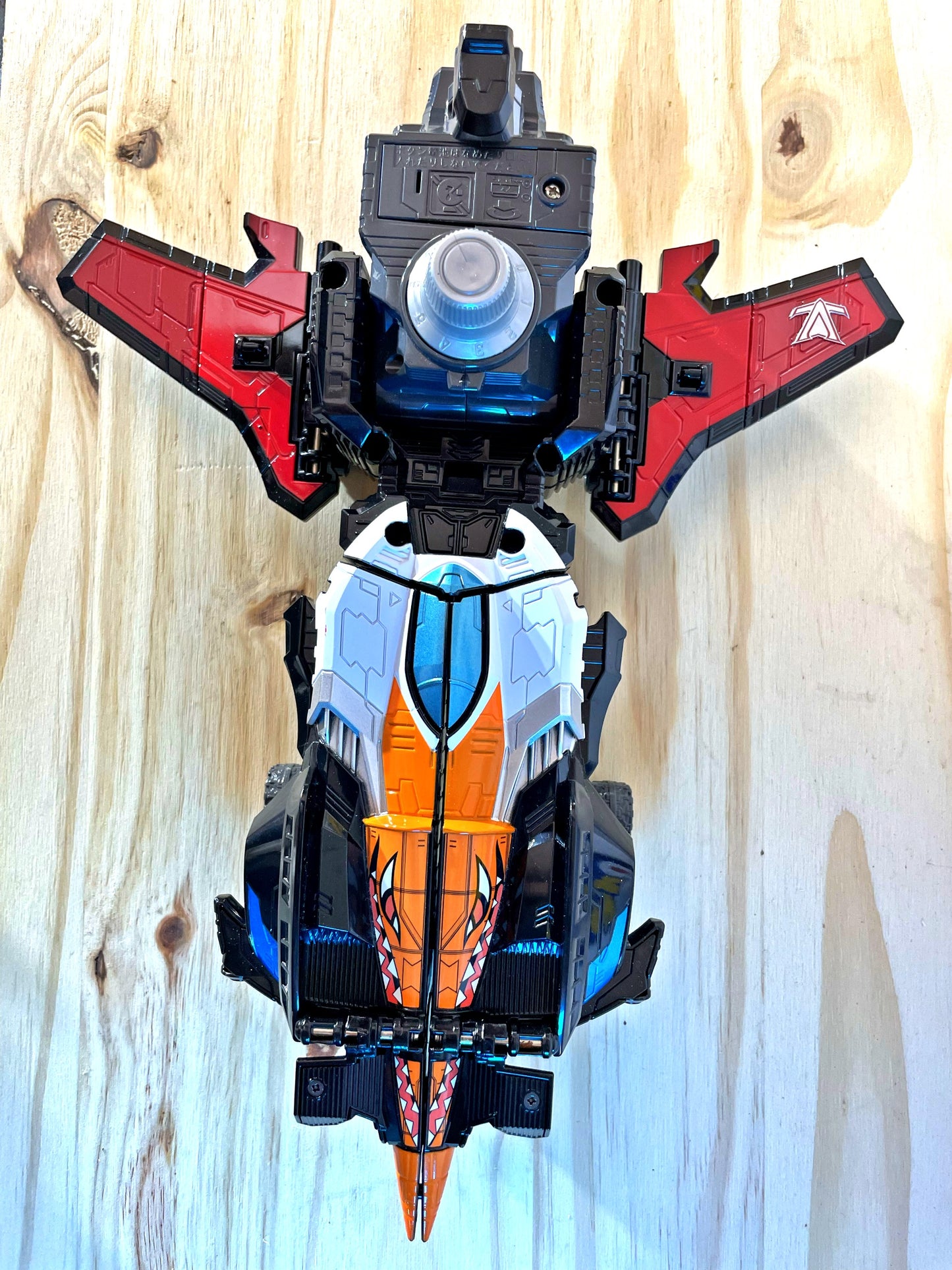 DX KAISER MEGAZORD - Lupinranger VS Patranger - Power Rangers