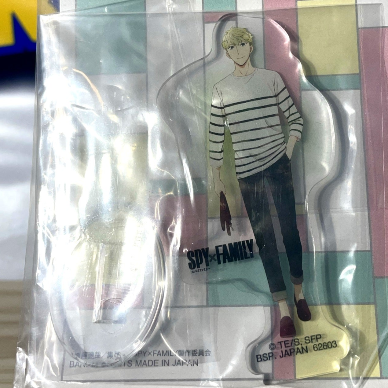 LOID FORGER - Stand Acrylic - Ichiban Kuji Prize F - Spy x Family