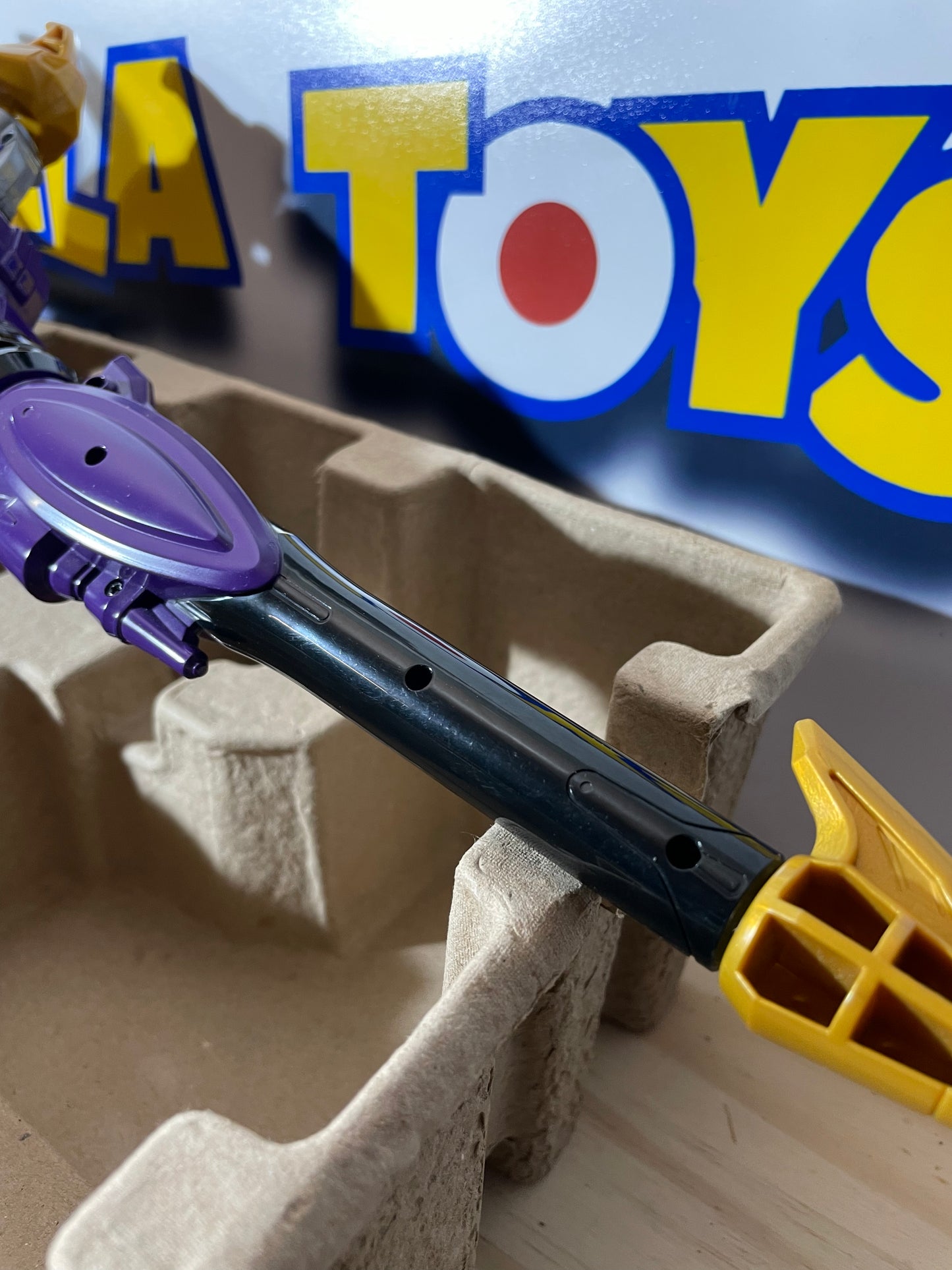 UCHU SENTAI KYURANGER DX BITING MORPHER GUN RYUTSUEIDER & RYU KYUTAMA - Power Rangers