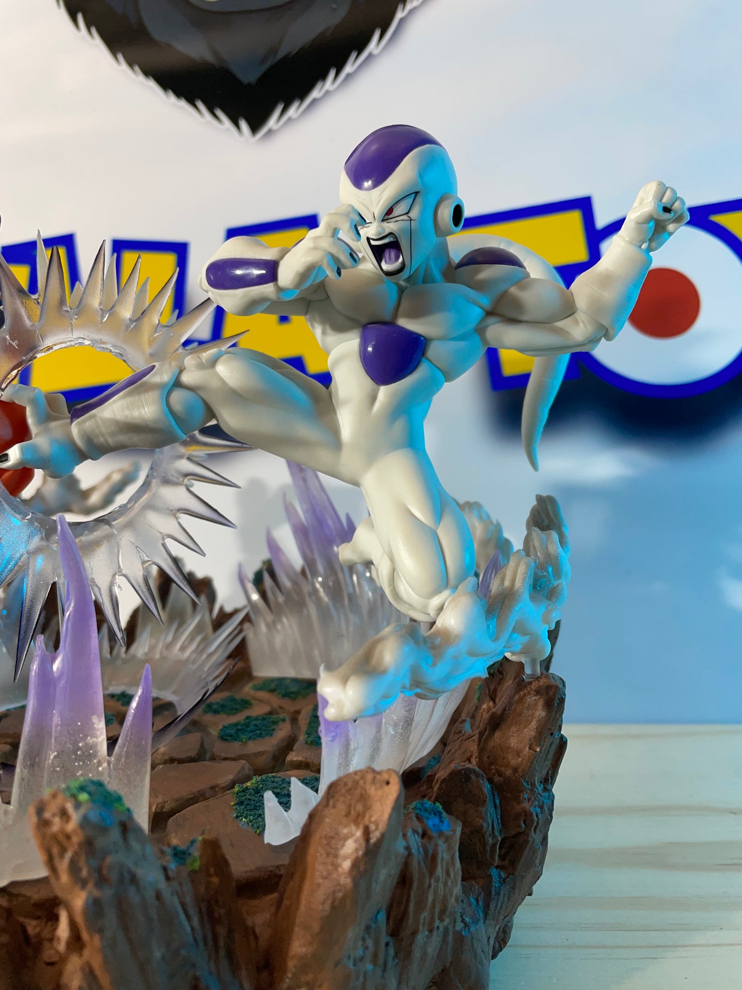 DIORAMA CUSTOM GOKU VS FREEZER - Match Makers - Dragon Ball Z