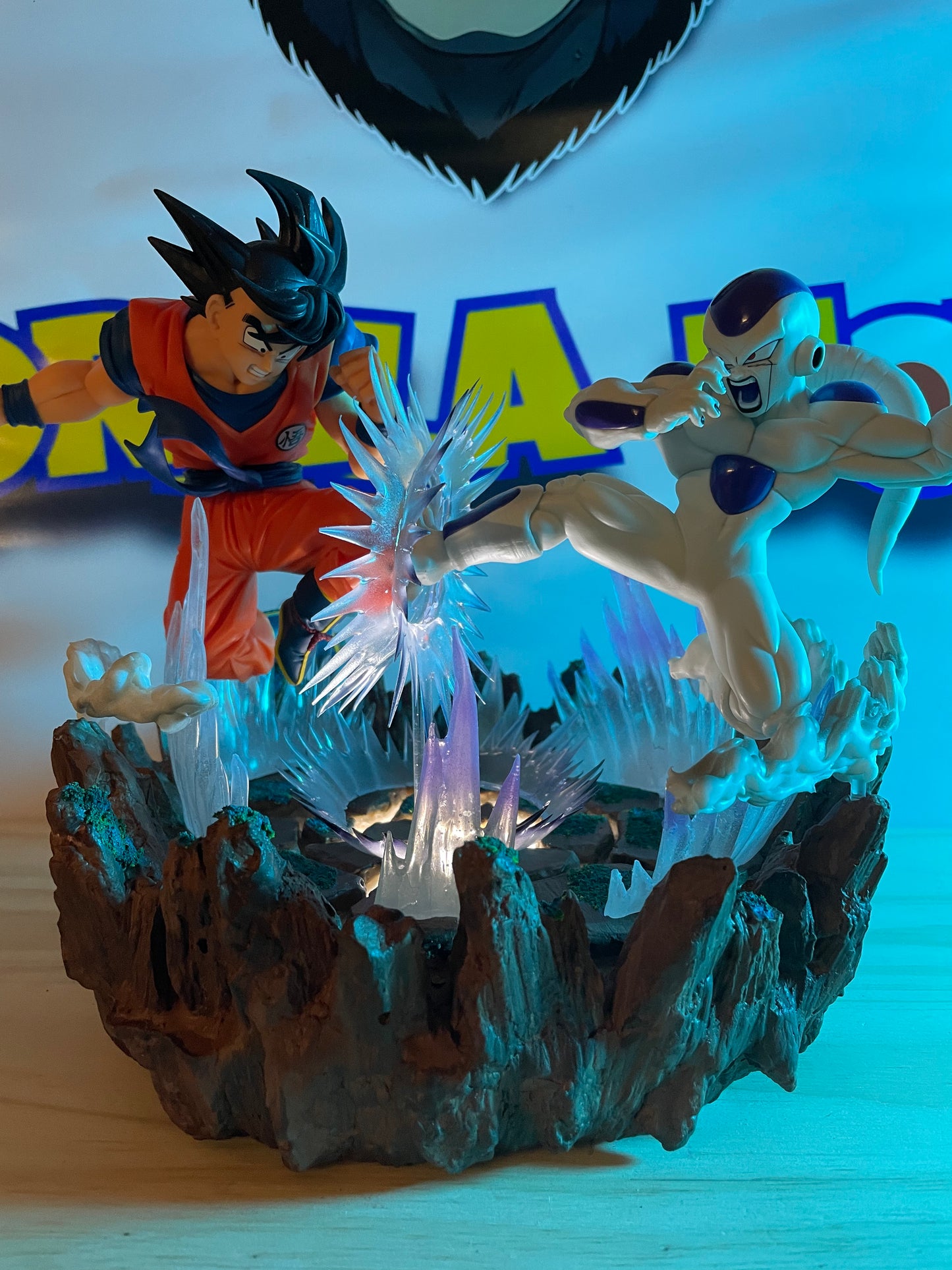 DIORAMA CUSTOM GOKU VS FREEZER - Match Makers - Dragon Ball Z