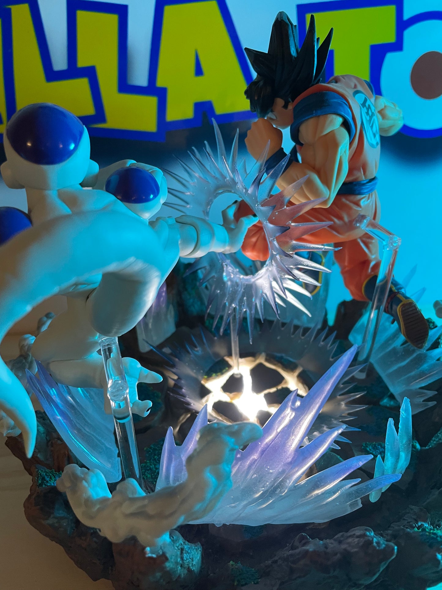 DIORAMA CUSTOM GOKU VS FREEZER - Match Makers - Dragon Ball Z