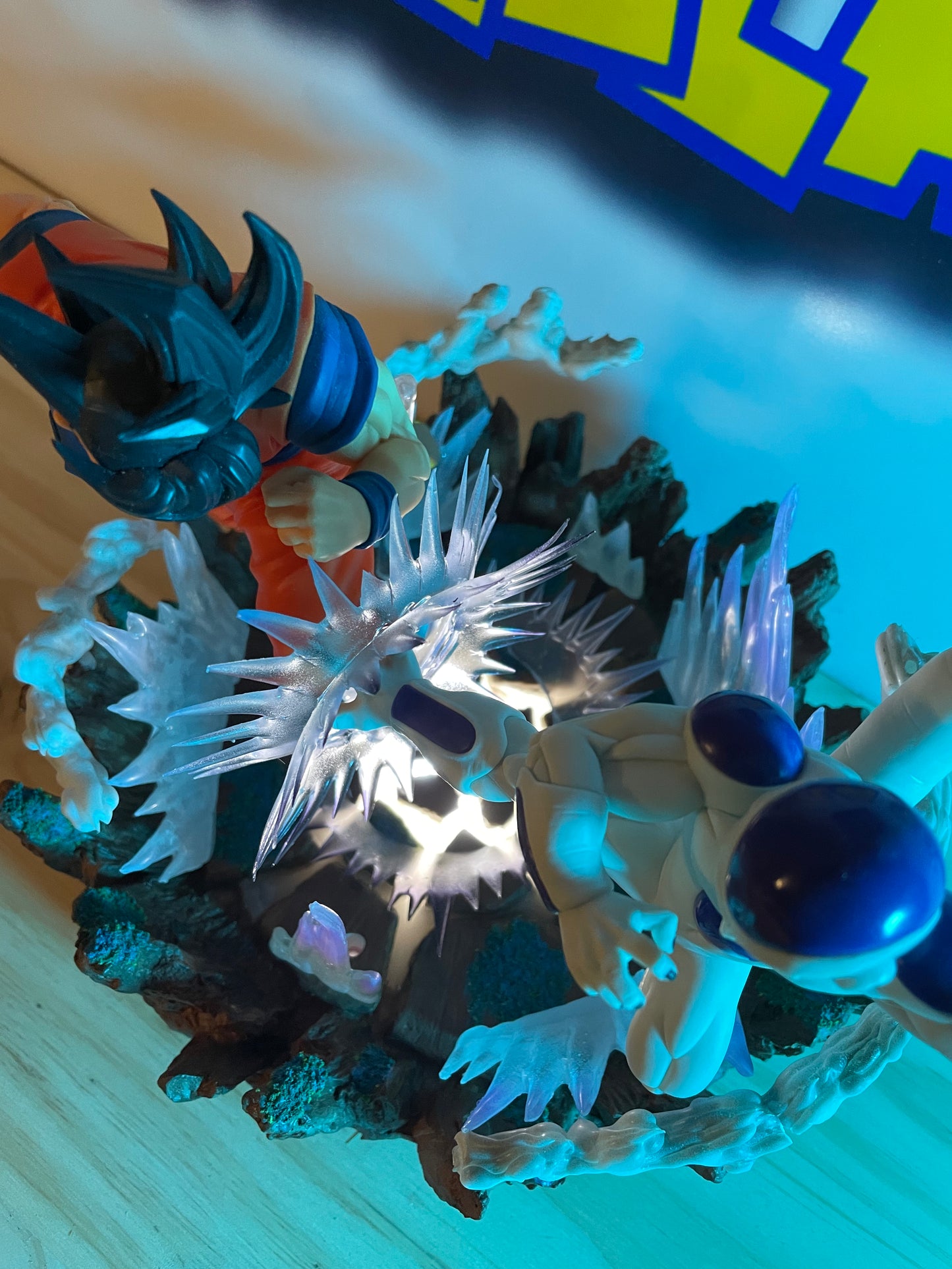 DIORAMA CUSTOM GOKU VS FREEZER - Match Makers - Dragon Ball Z