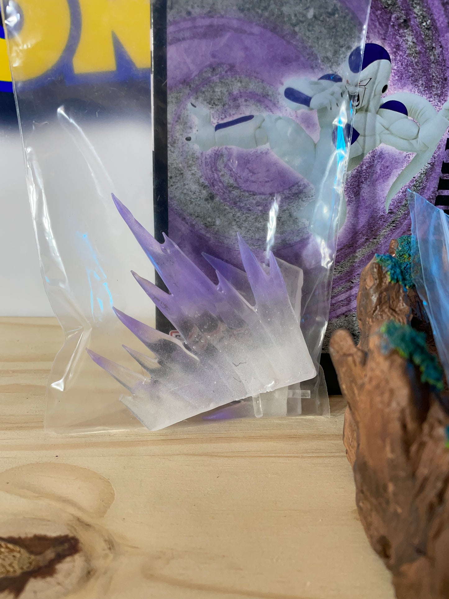 DIORAMA CUSTOM GOKU VS FREEZER - Match Makers - Dragon Ball Z