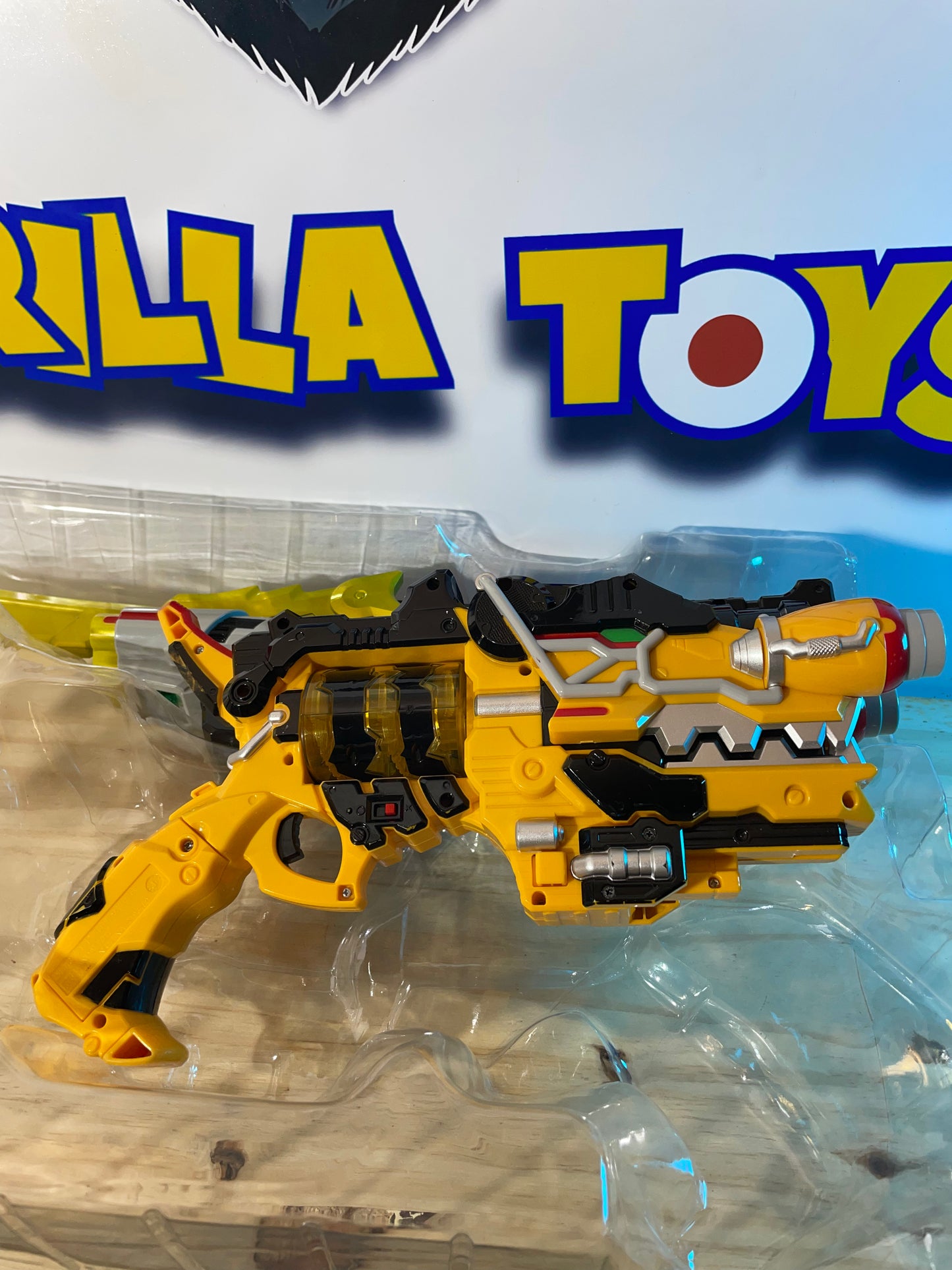 Kyoryuger DX T-Rex Gaburivolver & Dino Charge Gabrialibur Saber Morpher - Power Rangers
