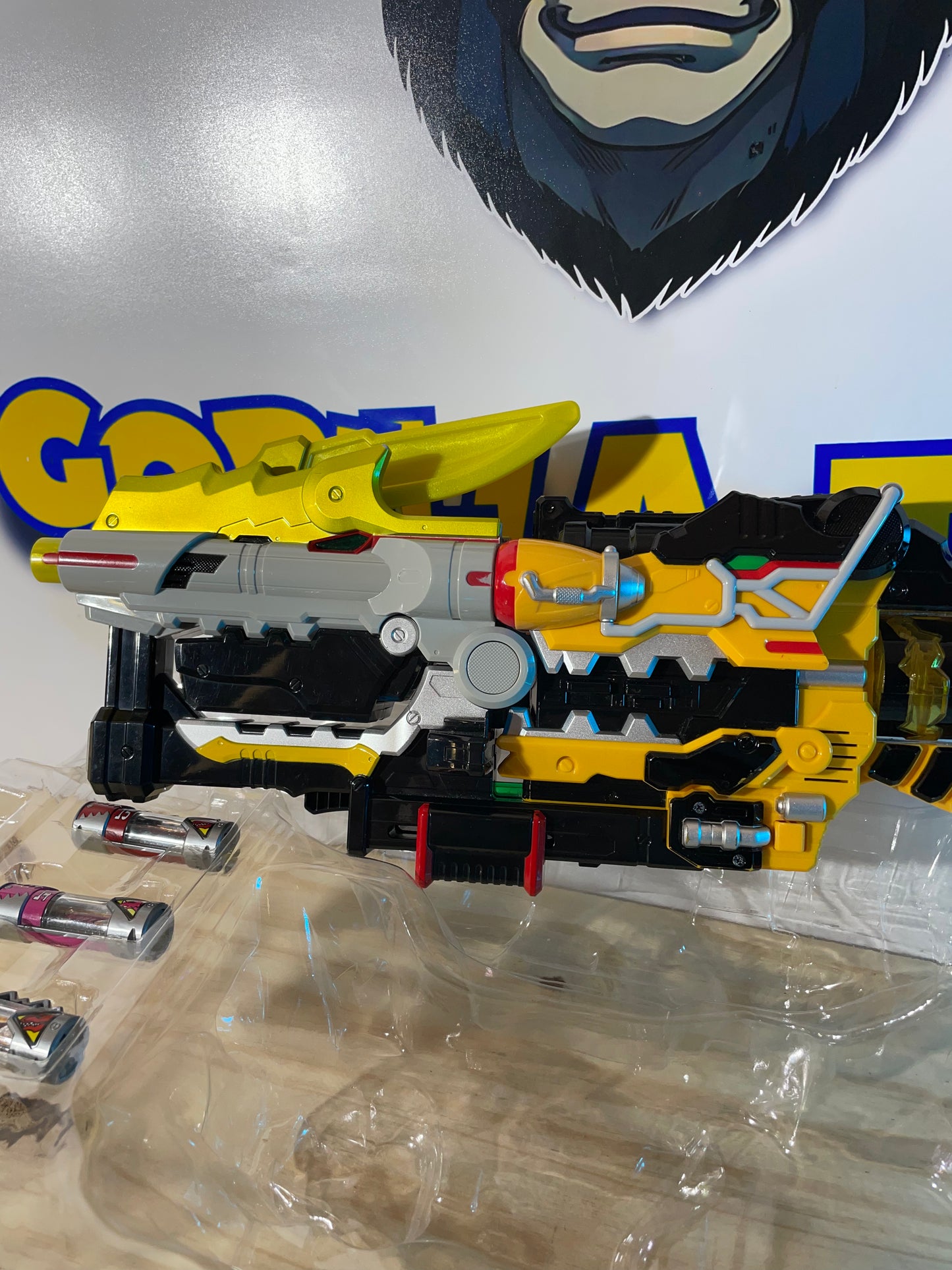 Kyoryuger DX T-Rex Gaburivolver & Dino Charge Gabrialibur Saber Morpher - Power Rangers