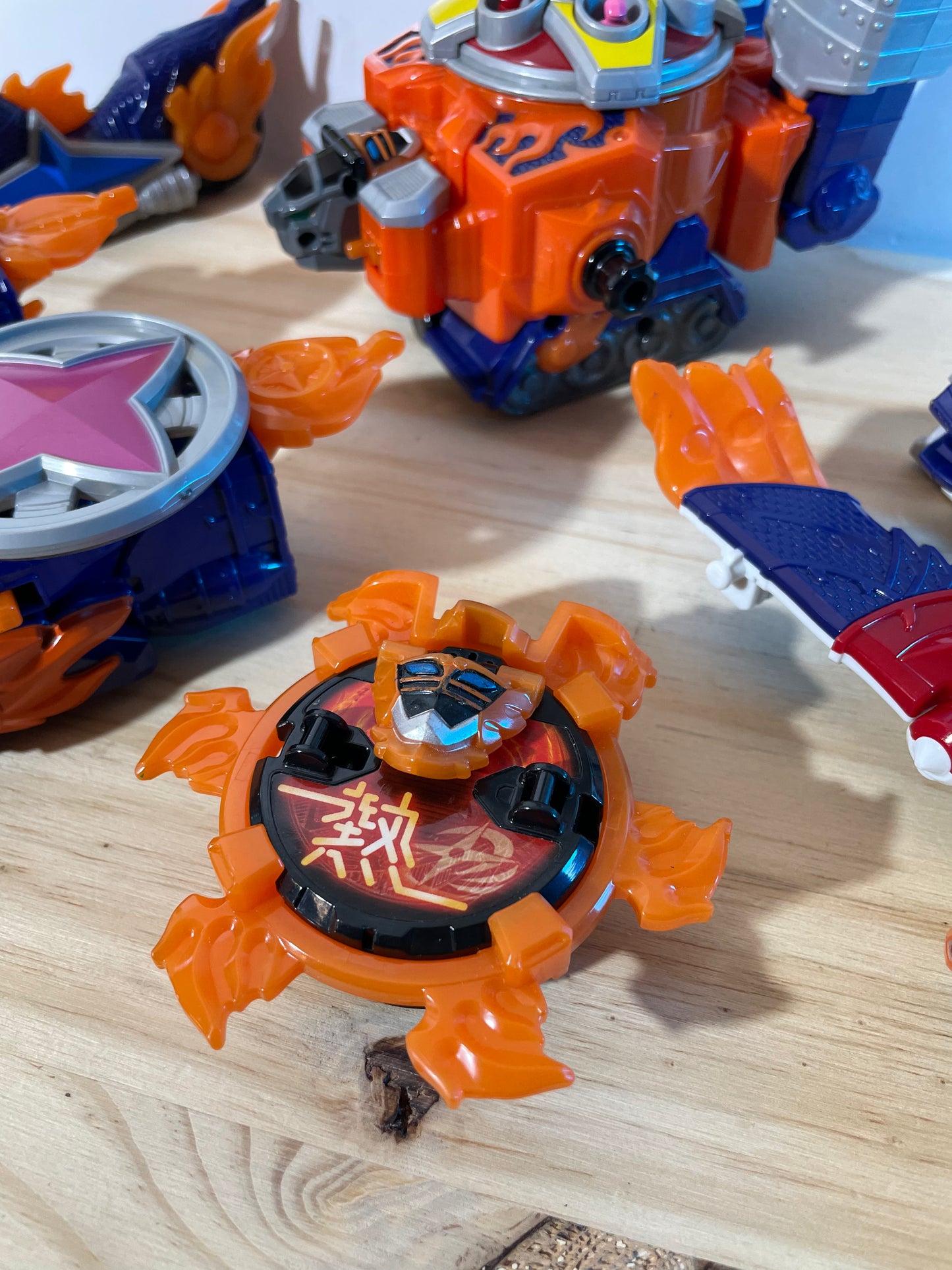SHURIKEN-GATTAI DX GEKIATSU DAIOH MEGAZORD - Ninja Steel Ninninger - Power Rangers