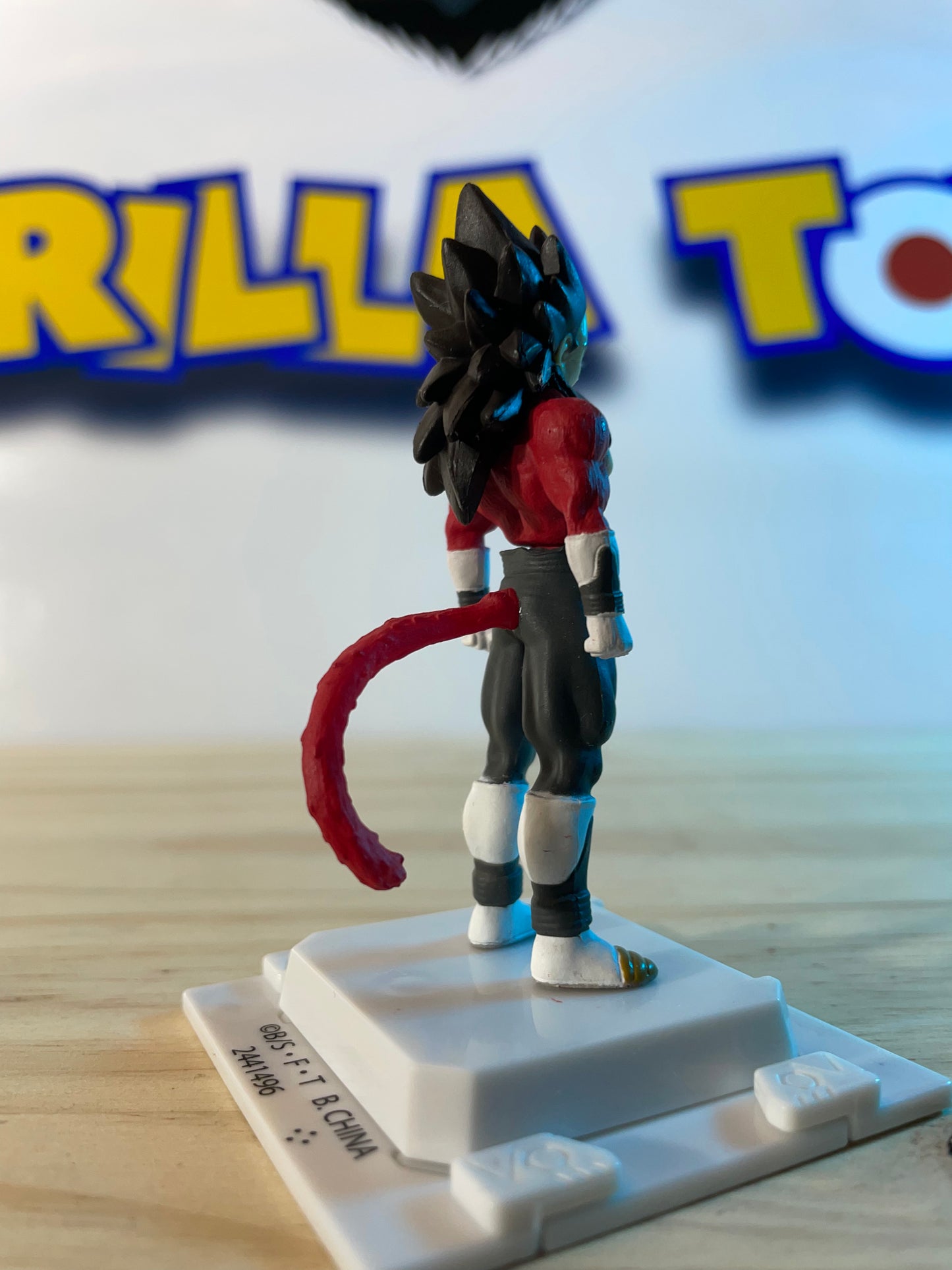 VEGETA 4 - Super Heroes Skills - Dragon Ball