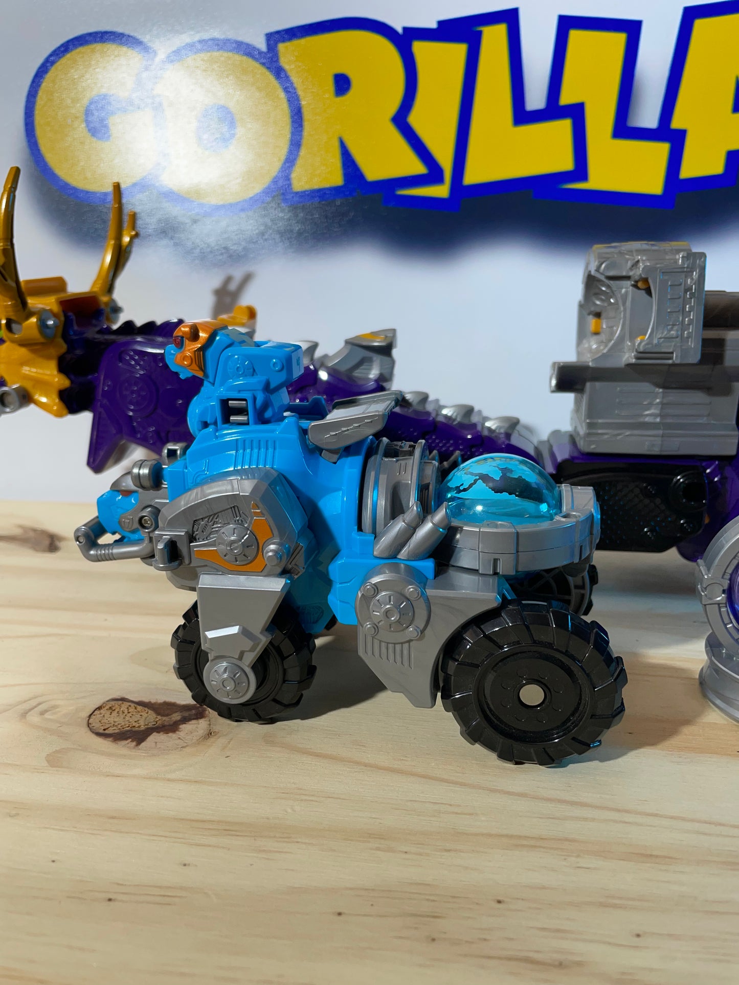 COSMIC FURY KYURANGER DX RYUTEIOH DRAGON MEGAZORD - Power Rangers