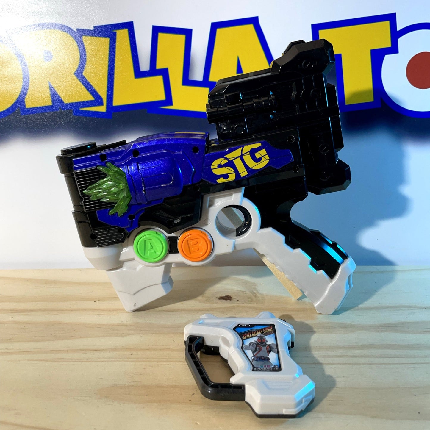 EX-AID DX GASHACON MAGNUM GUN - Masked Kamen Rider