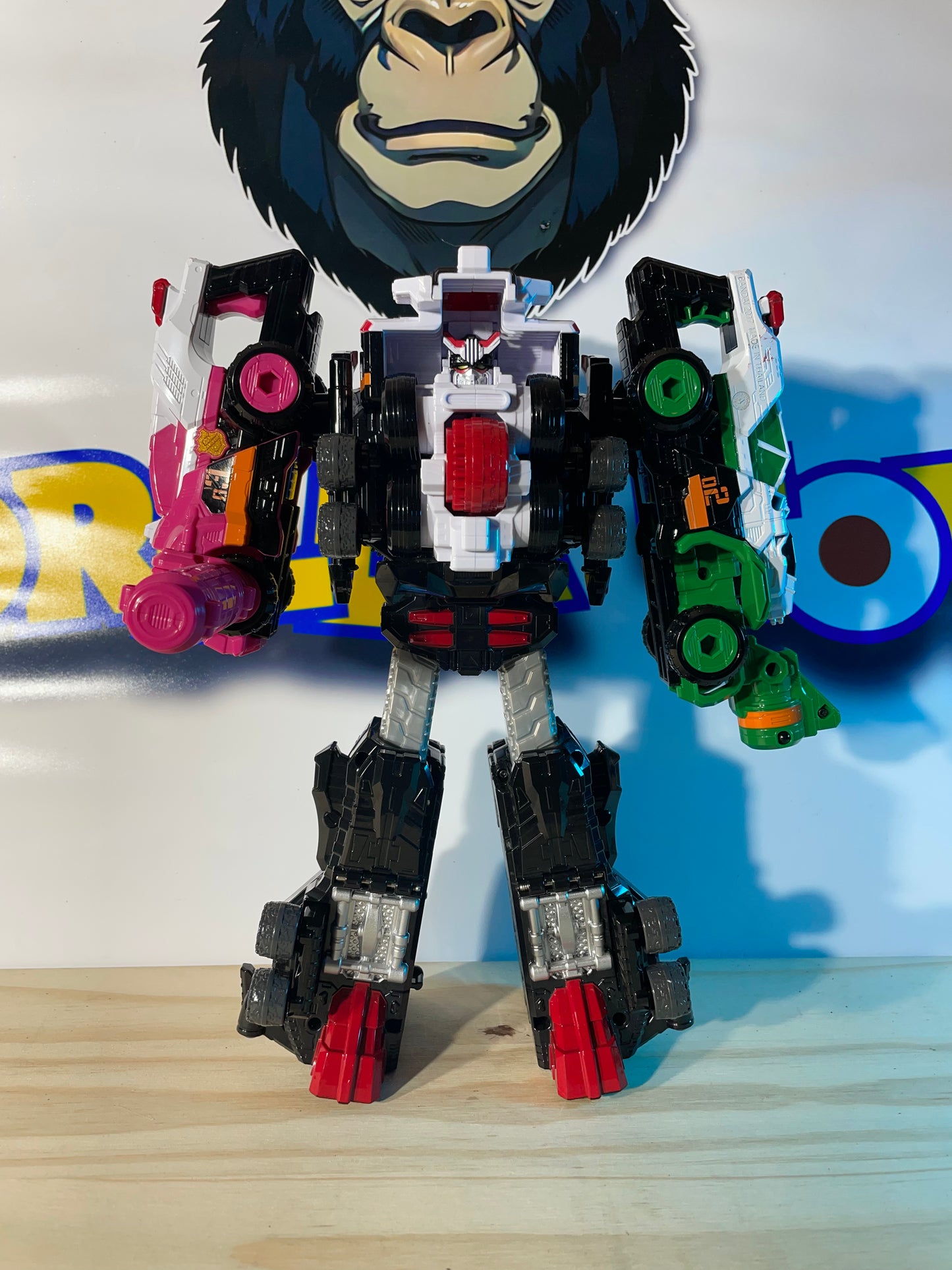 DX PATKAISER MEGAZORD - Lupinranger VS Patranger - Power Rangers