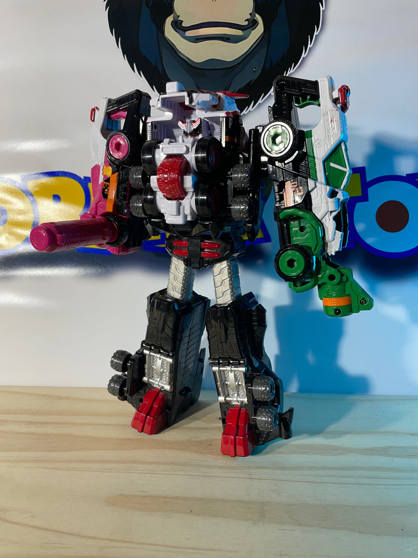 DX PATKAISER MEGAZORD - Lupinranger VS Patranger - Power Rangers