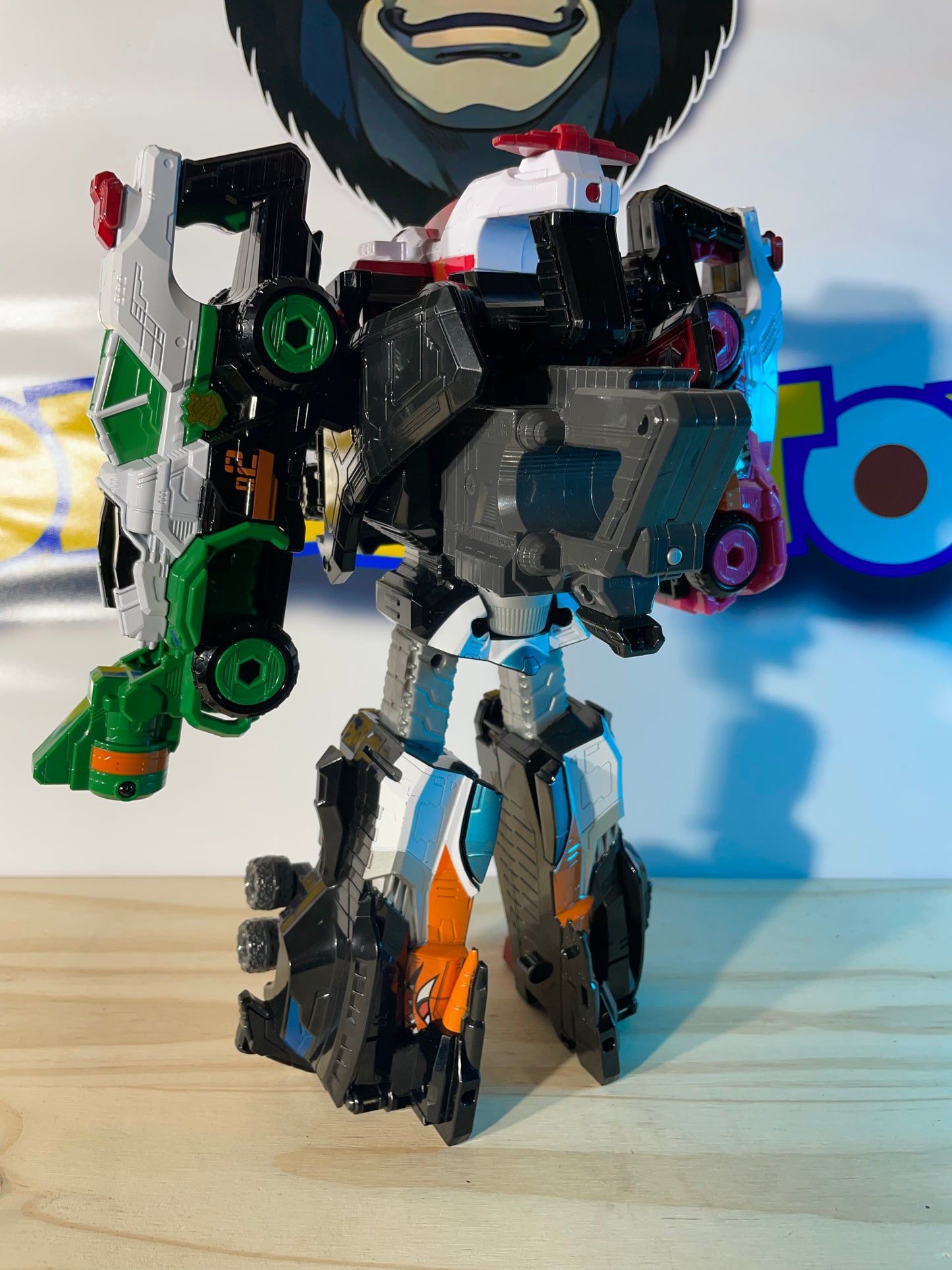 DX PATKAISER MEGAZORD - Lupinranger VS Patranger - Power Rangers