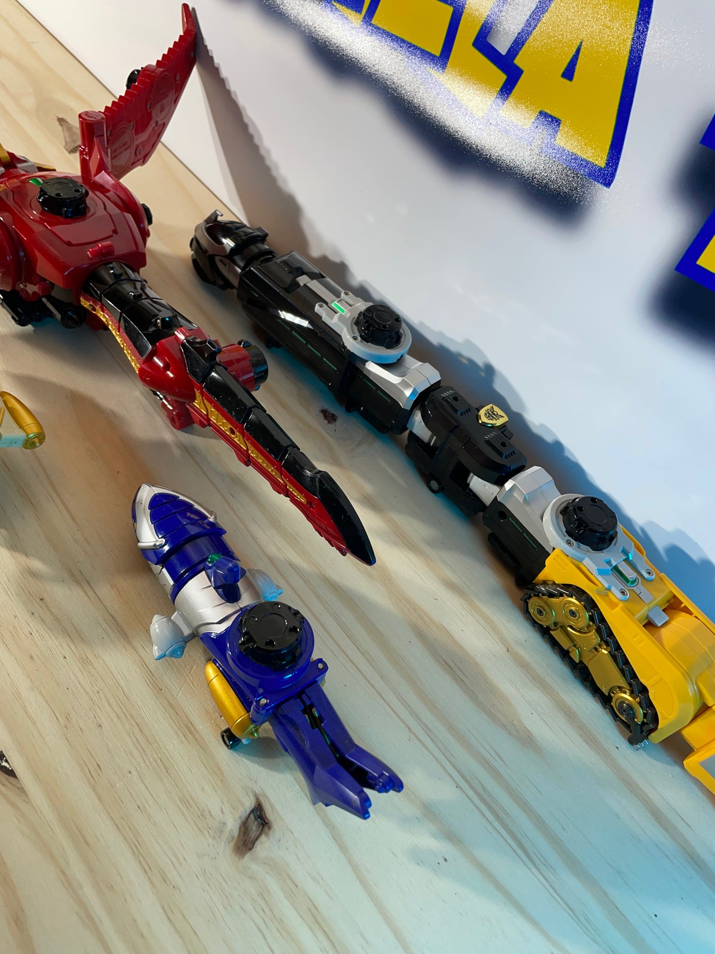 MEGA FORCE DX GOSEI GREAT MEGAZORD - Goseiger Header Robot - Power Rangers