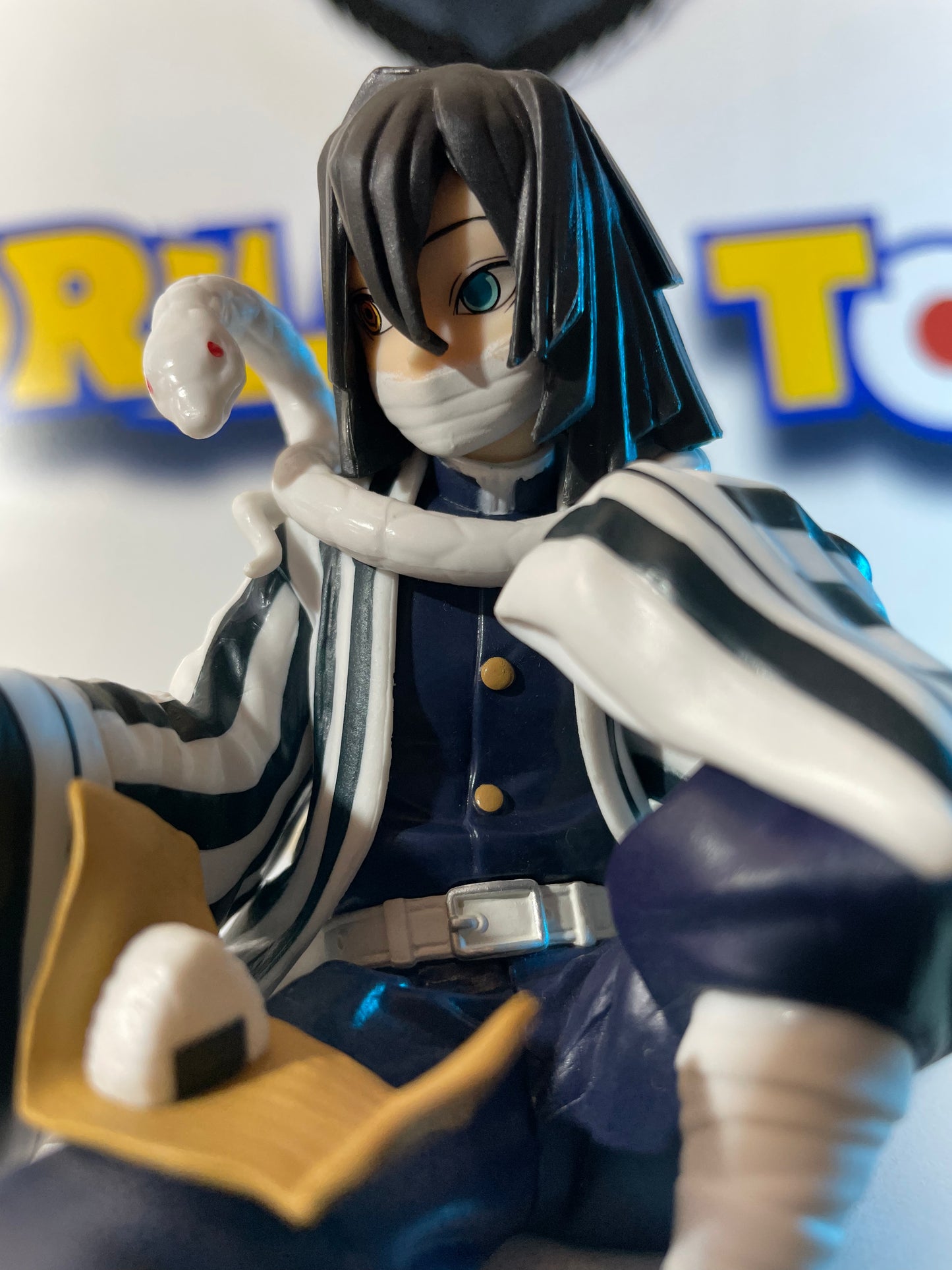 OBANAI IGURO - PM Perching Figure - Demon Slayer / Kimetsu No Yaiba