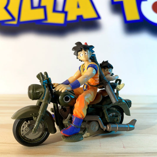 SON GOKU & SON GOHAN MOTORCYCLE RIDING - Gashapon - Dragon Ball Z