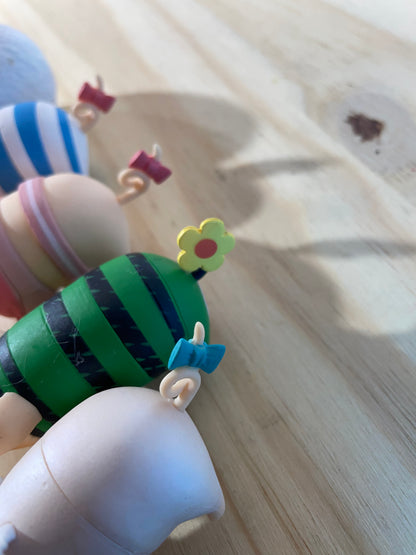 LOT 5 POOGIE PIG FIGURES - Monster Hunter