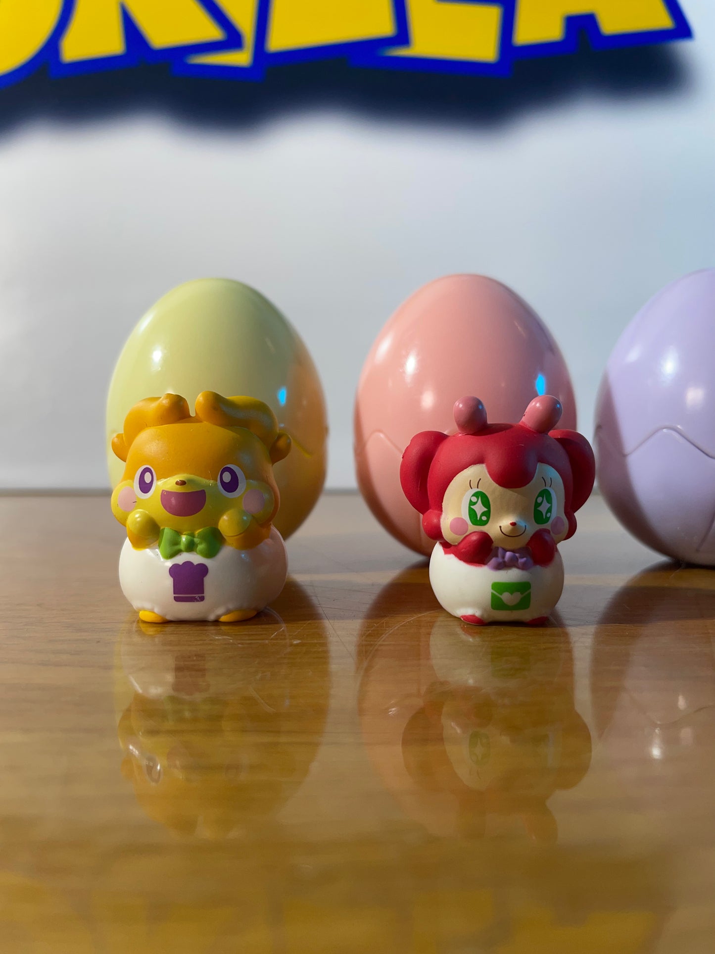 LOT 5 EGGS - Cocotoma Series Figures