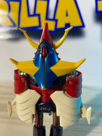 Raideen The Brave GT-06 - Chogokin Deluxe