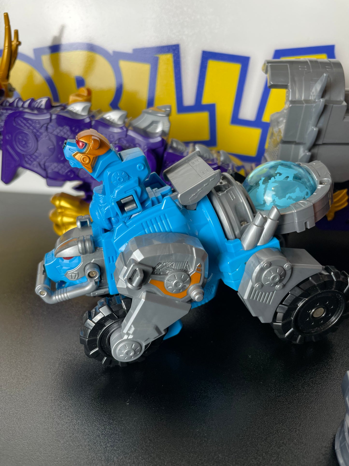 COSMIC FURY KYURANGER DX RYUTEIOH DRAGON MEGAZORD - Power Rangers