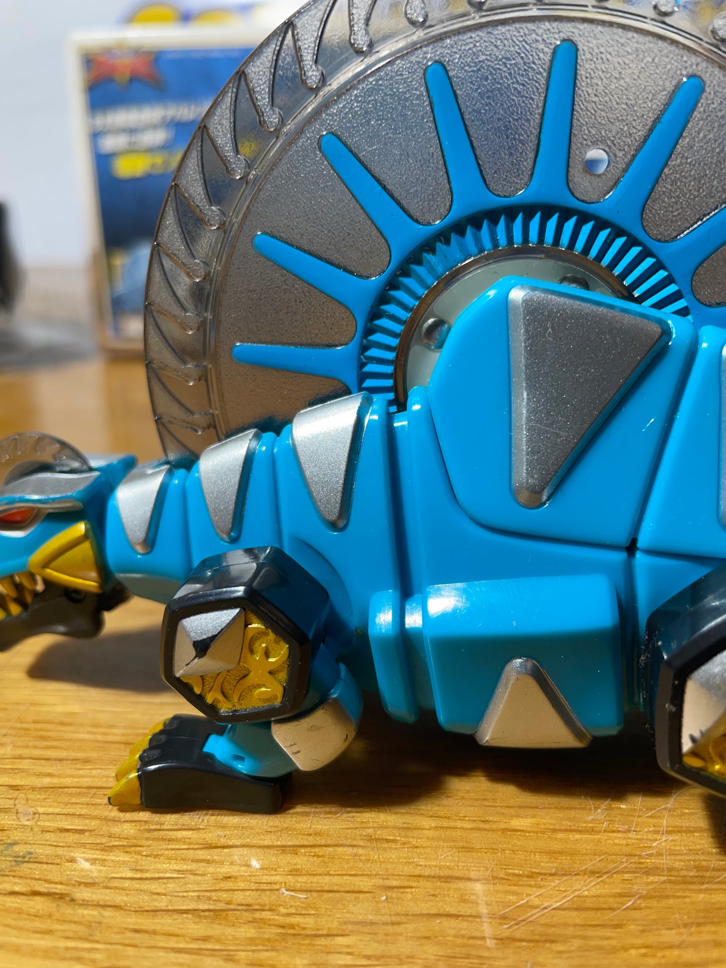 DINO THUNDER DIMENOKODON ZORD - Bakuryu Sentai Abaranger - Power Rangers