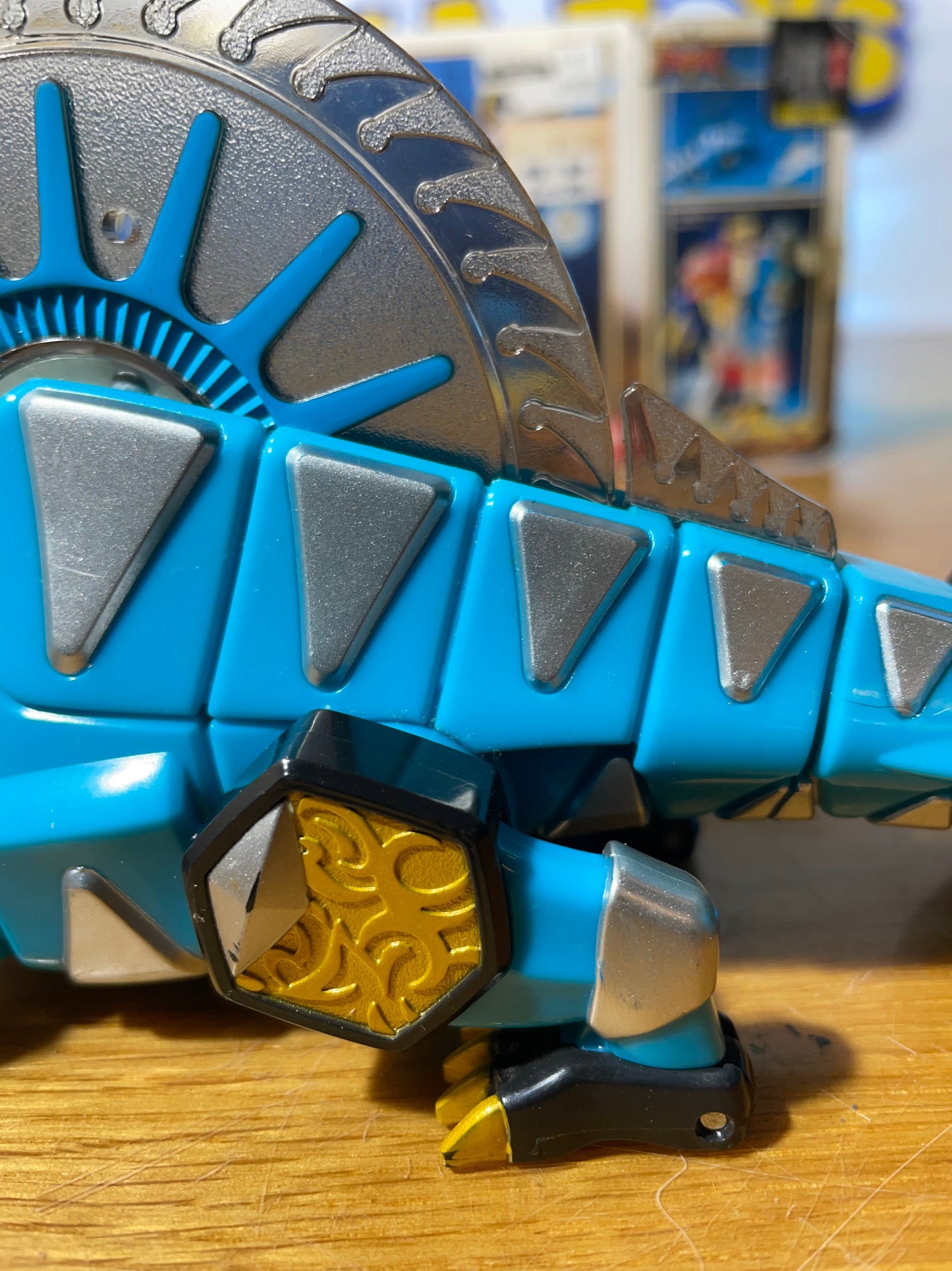 DINO THUNDER DIMENOKODON ZORD - Bakuryu Sentai Abaranger - Power Rangers