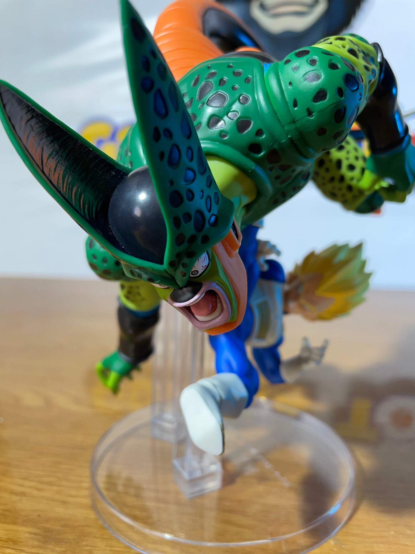 VEGETA VS CELL - Ichiban Kuji C Prize - Dragon History II - Dragon Ball Z