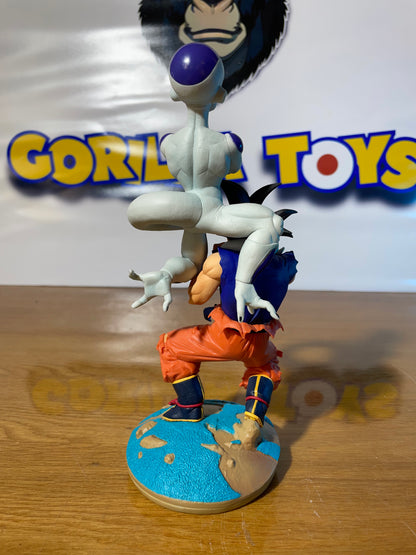 SON GOKU VS FREEZER - Ichiban Kuji C Prize - Dragon History - Dragon Ball Z