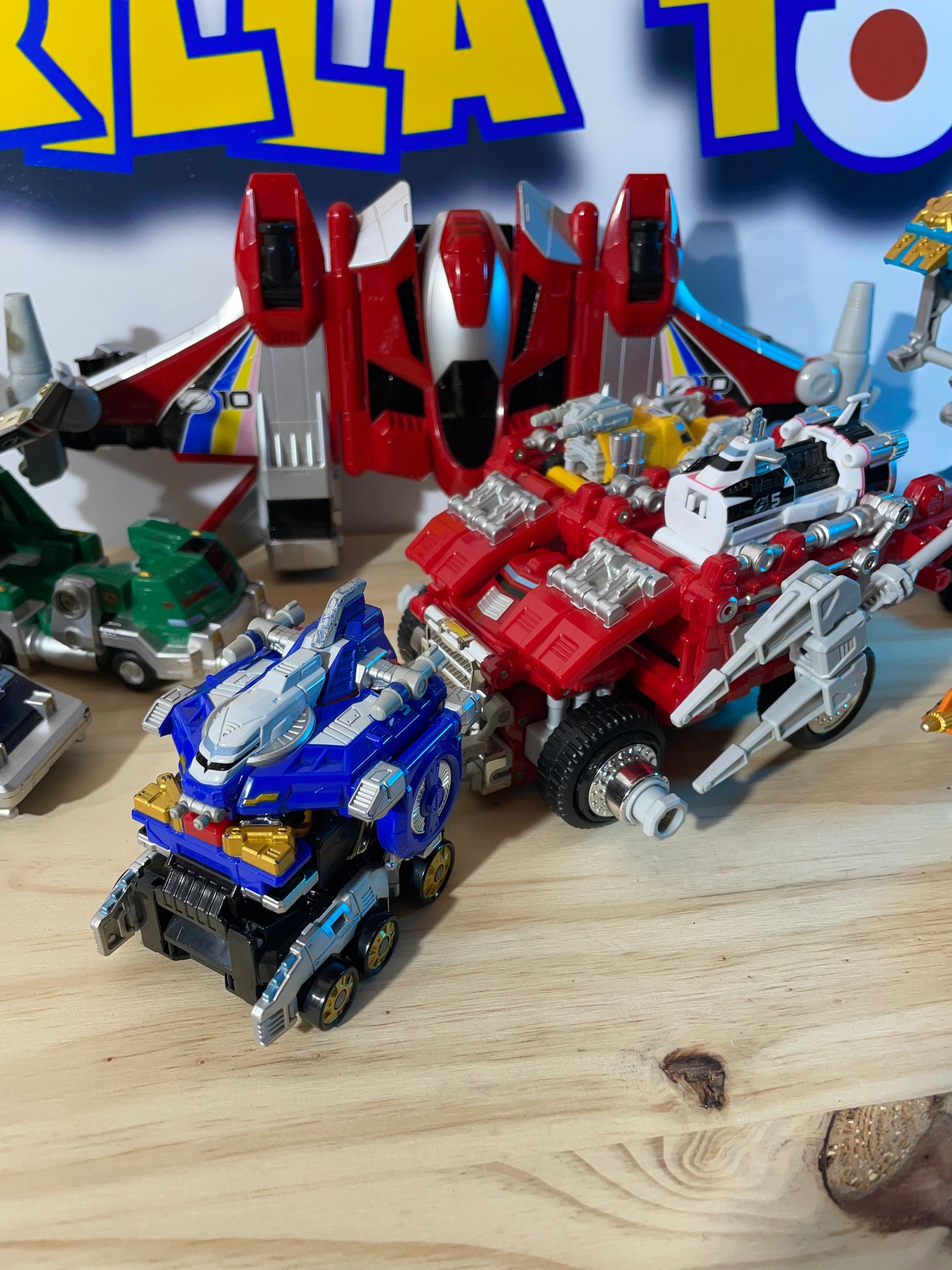 GOGO SENTAI BOUKENGER DX ULTIMATE DAIBOUKEN MEGAZORD - Operation Overdrive - Power Rangers