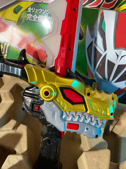 DINO FURY RYUSOULGER SWORD - Ryusoulken Sentai Saber Morpher - Power Rangers