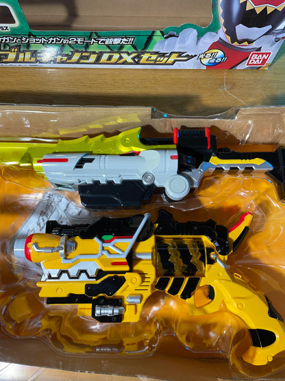 Kyoryuger DX T-Rex GABURIVOLVER & Dino Charge GABRIALIBUR Saber Morpher - Power Rangers