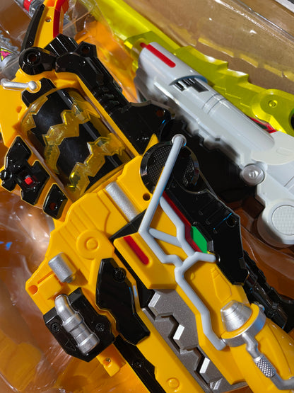 Kyoryuger DX T-Rex GABURIVOLVER & Dino Charge GABRIALIBUR Saber Morpher - Power Rangers