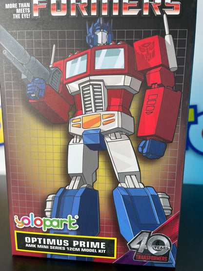 OPTIMUS PRIME - AMK Mini Series - Model Kit - Transformers