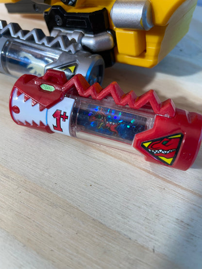 KYORYUGER DX T-REX GABURIVOLVER + 2x DINO CHARGE / ENERGEM  - Power Rangers