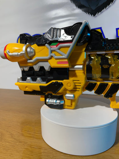 KYORYUGER DX T-REX GABURIVOLVER - Power Rangers