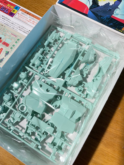 RGM-79 GM - 1/144 Scale - Old Model Kit Gunpla - Mobile Suit Gundam