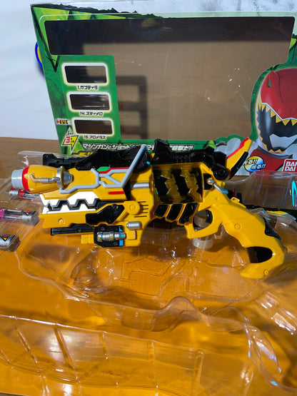 Kyoryuger DX T-Rex GABURIVOLVER & Dino Charge GABRIALIBUR Saber Morpher - Power Rangers