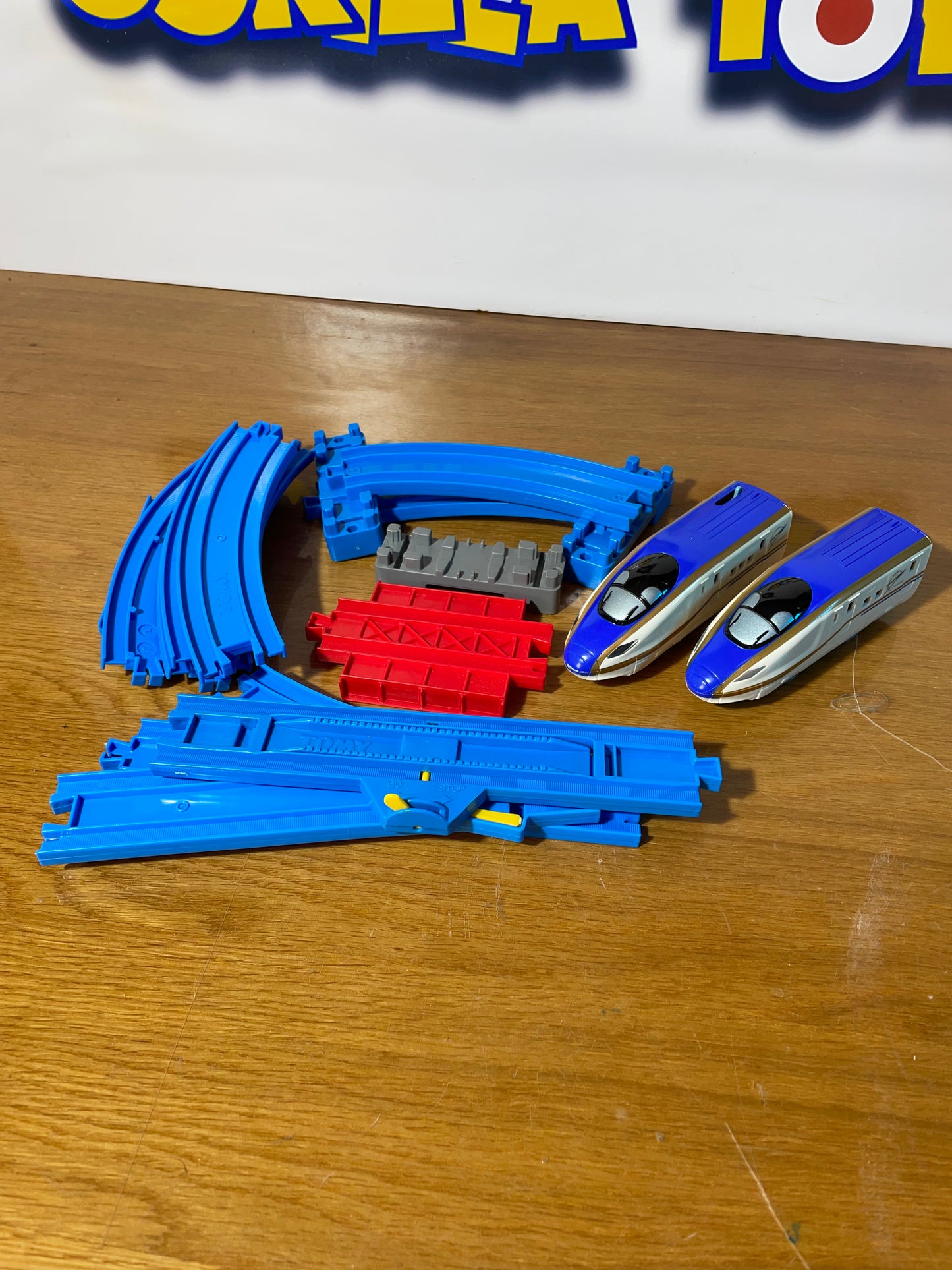PLARAIL S-05 E7 SERIES - Shinkansen Kagayaki