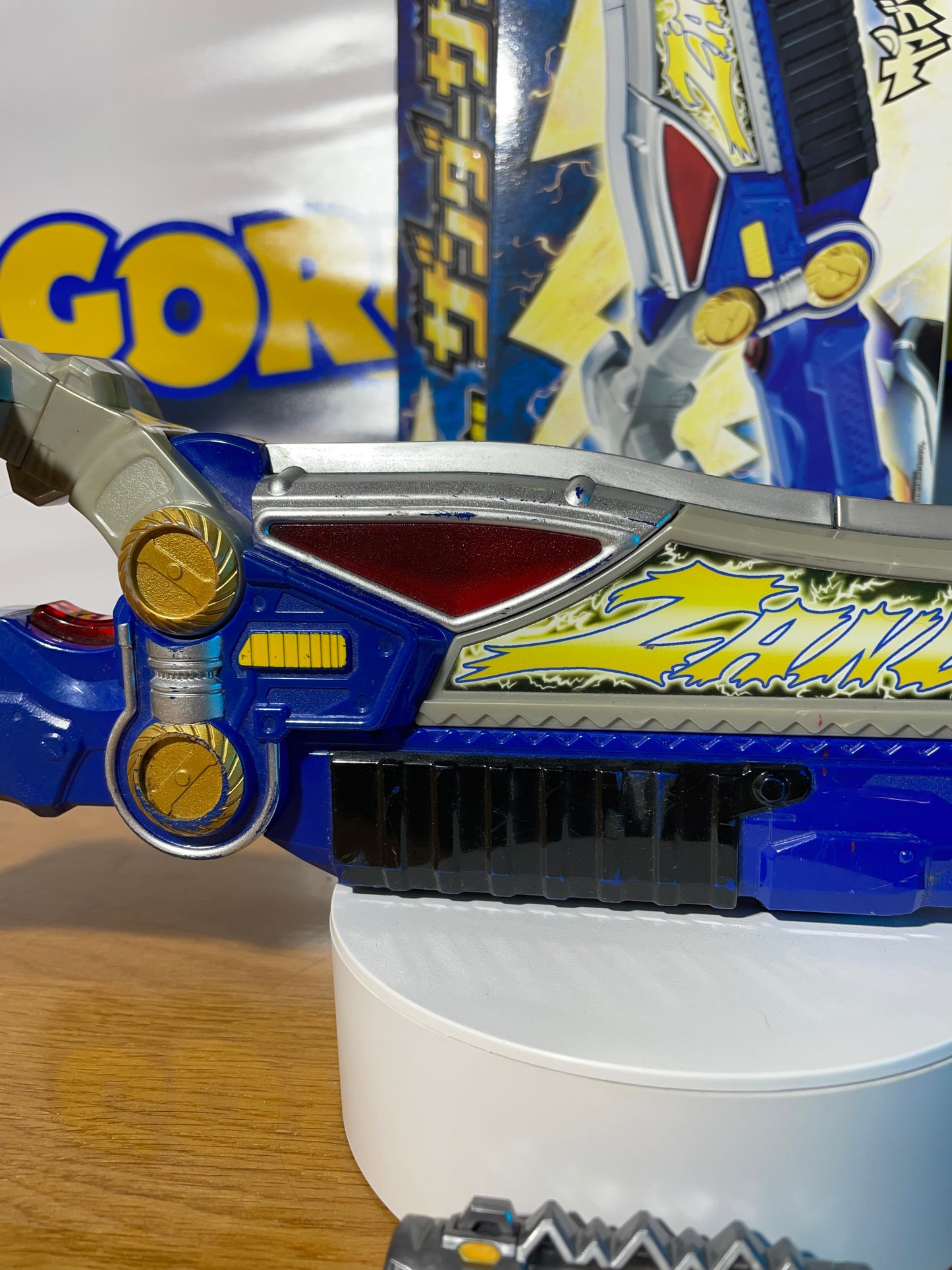 DX ZANDER THUNDER PTERA GOLD SABER - Dino Charge Kyoryuger - Power Rangers