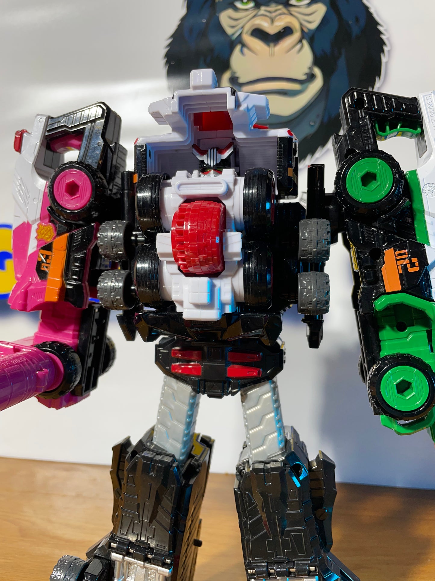 DX PATKAISER MEGAZORD - Lupinranger VS Patranger - Power Rangers