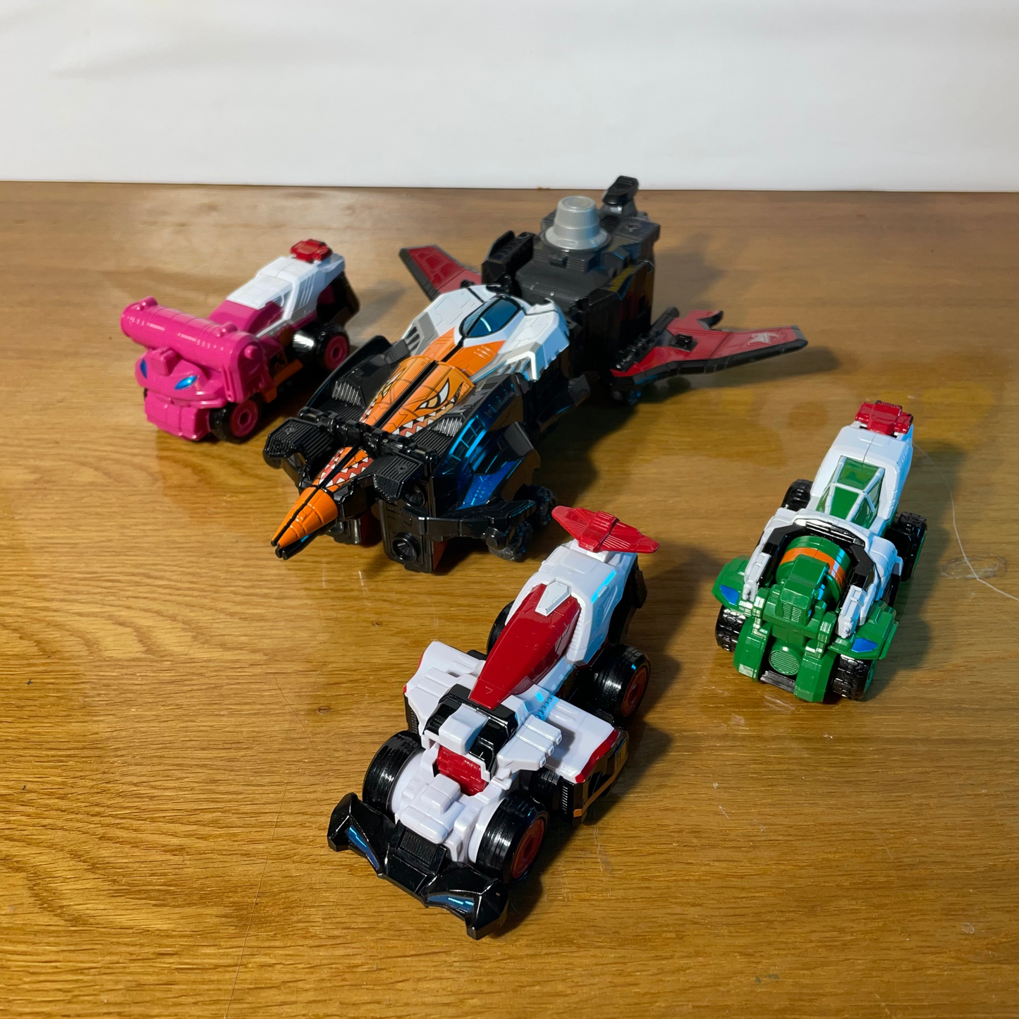 DX PATKAISER MEGAZORD - Lupinranger VS Patranger - Power Rangers