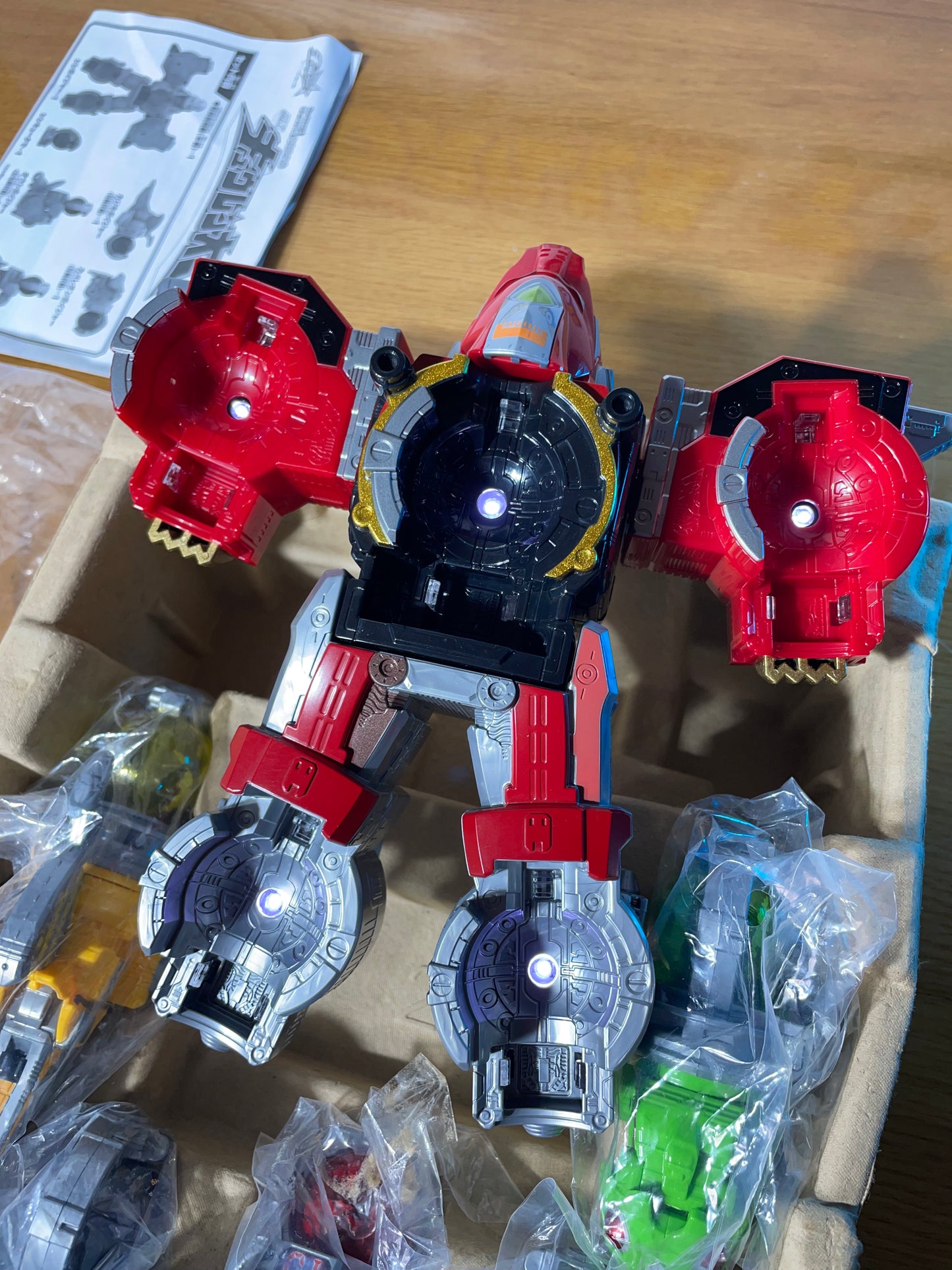DX RYUTEIOH - Uchu Sentai Kyuranger - Kyutama Megazord - Power Rangers