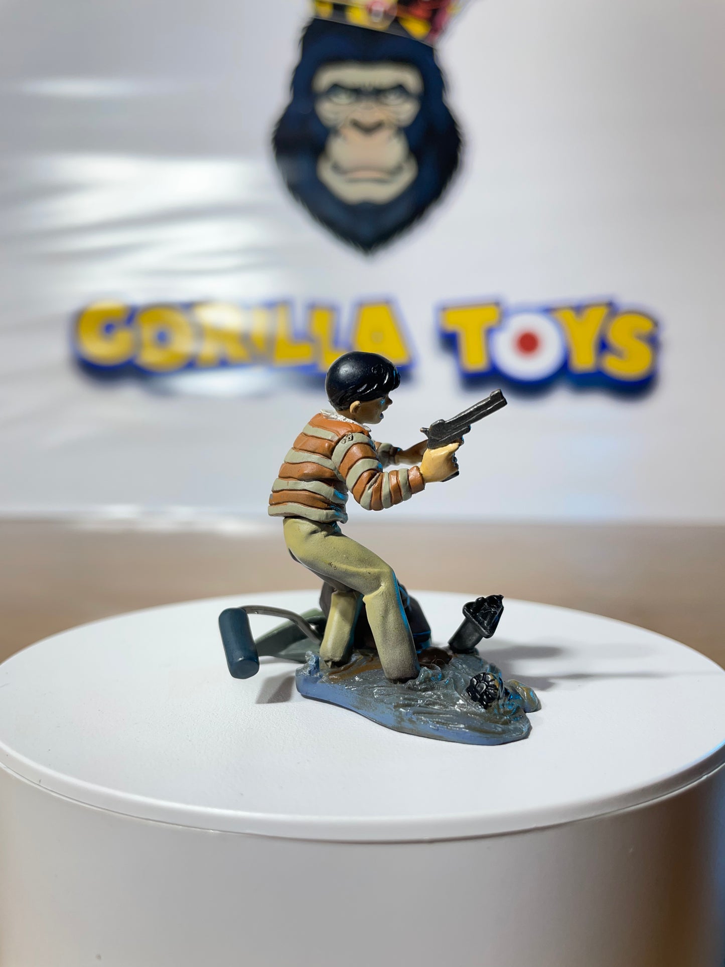 KANEDA SHOTARO - With Gun Ver. - Mini Diorama - Akira