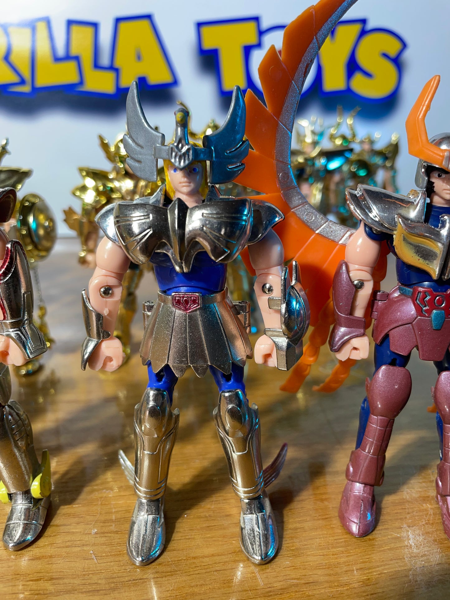COLLECTION LES CHEVALIERS DU ZODIAQUE - 5 chevaliers de bronze / 12 d'or - Saint Seiya